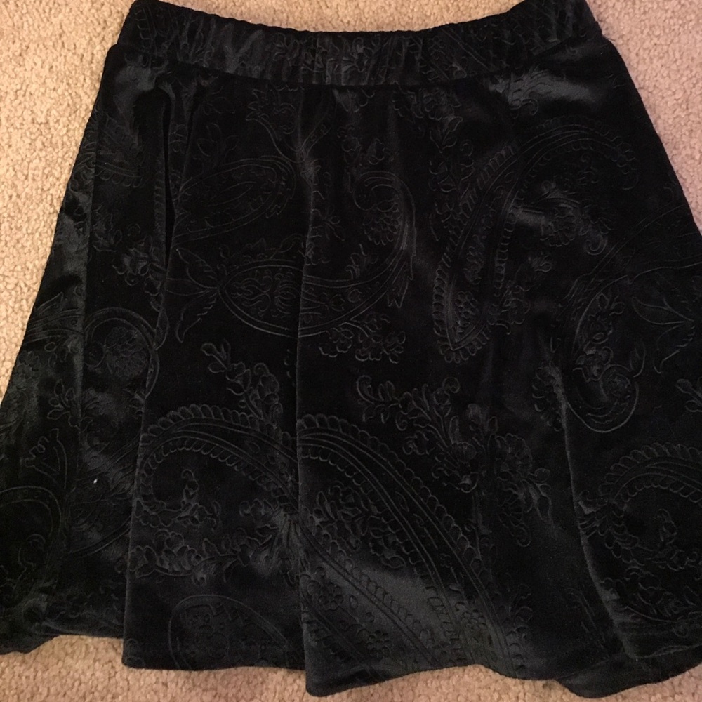Black Velvet Printed Skater Skirt