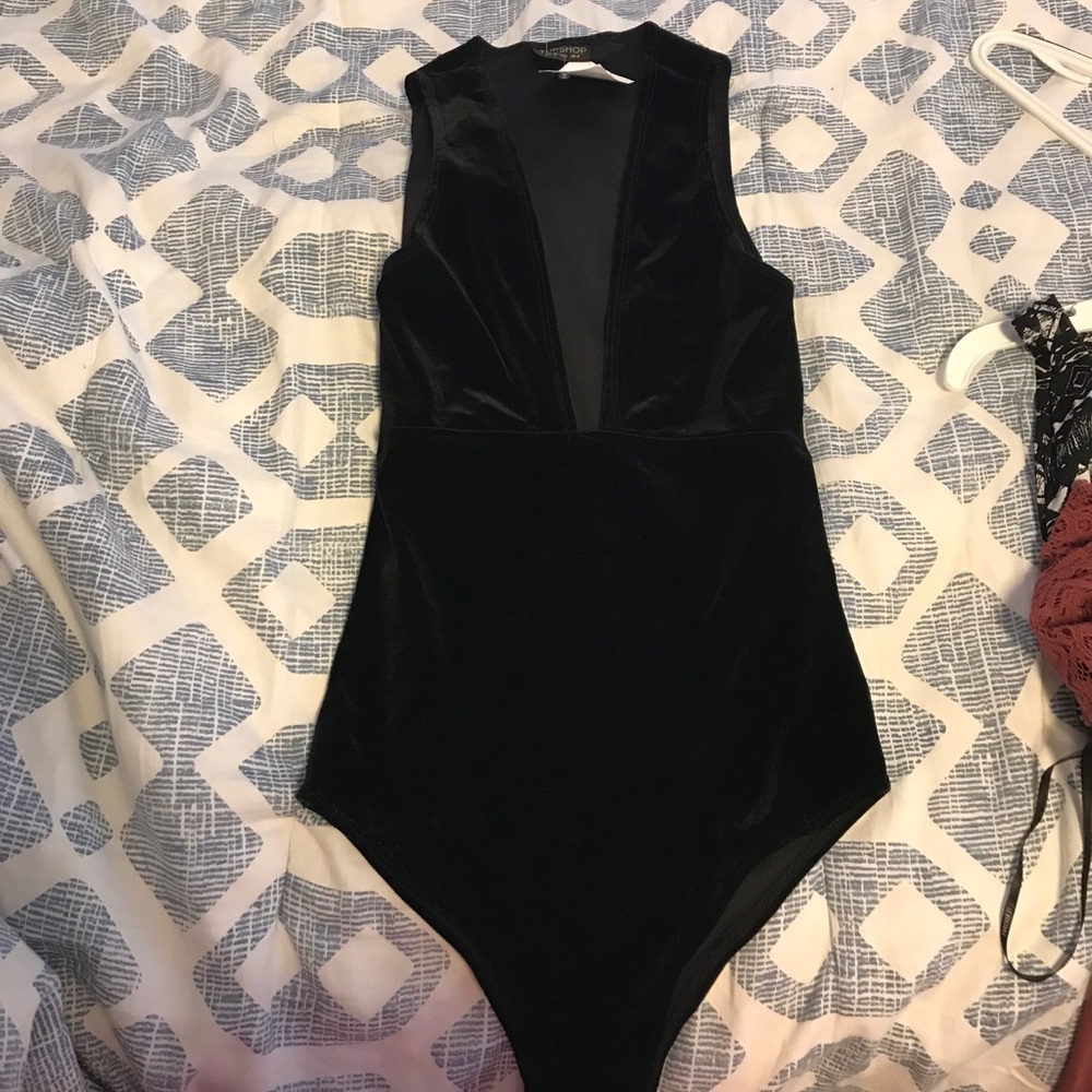 Top shop body suit tags still on