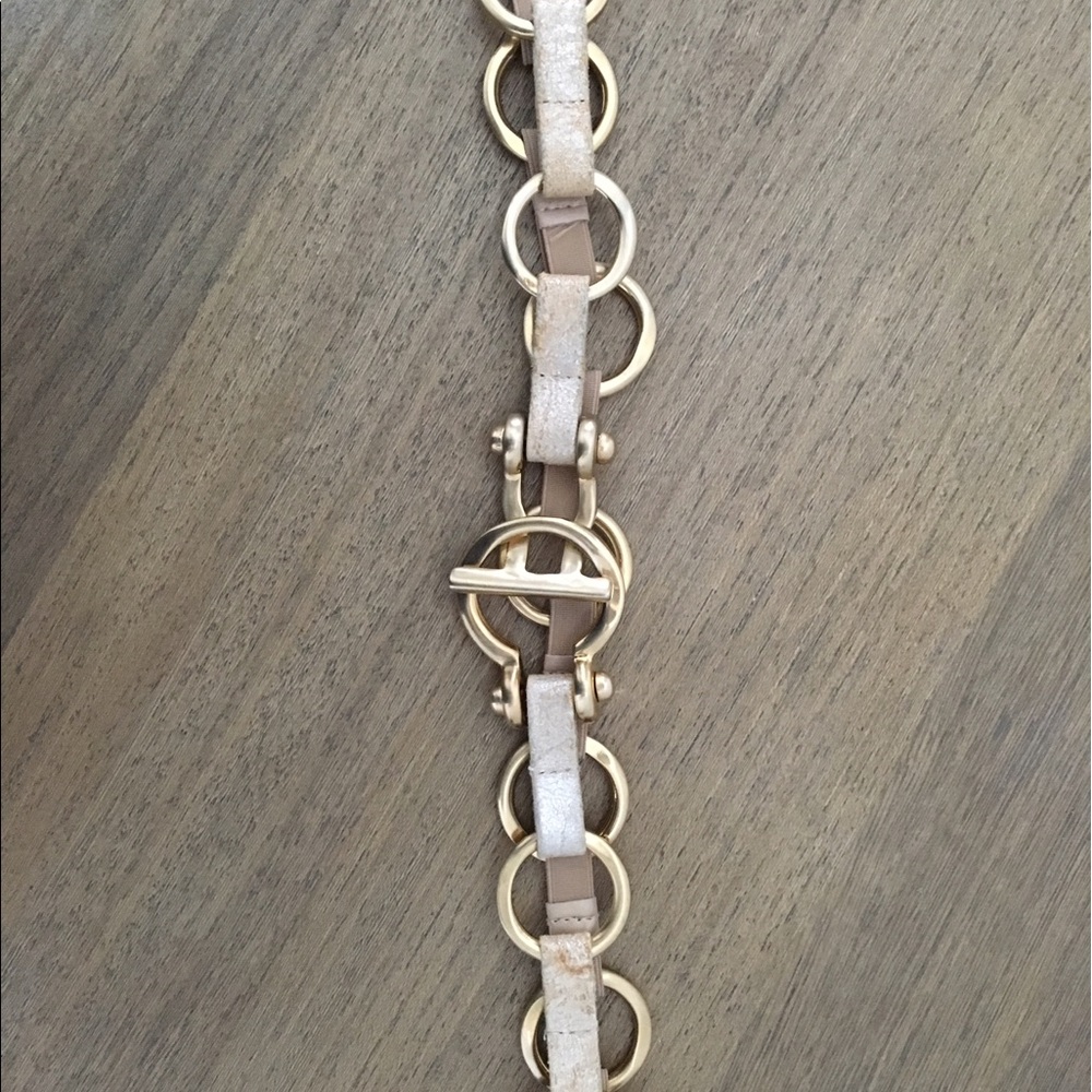 Gold stretchy belt