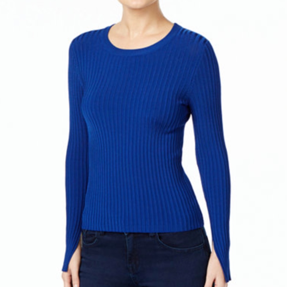 Pullover Sweater - Blue  - LIKE NEW!