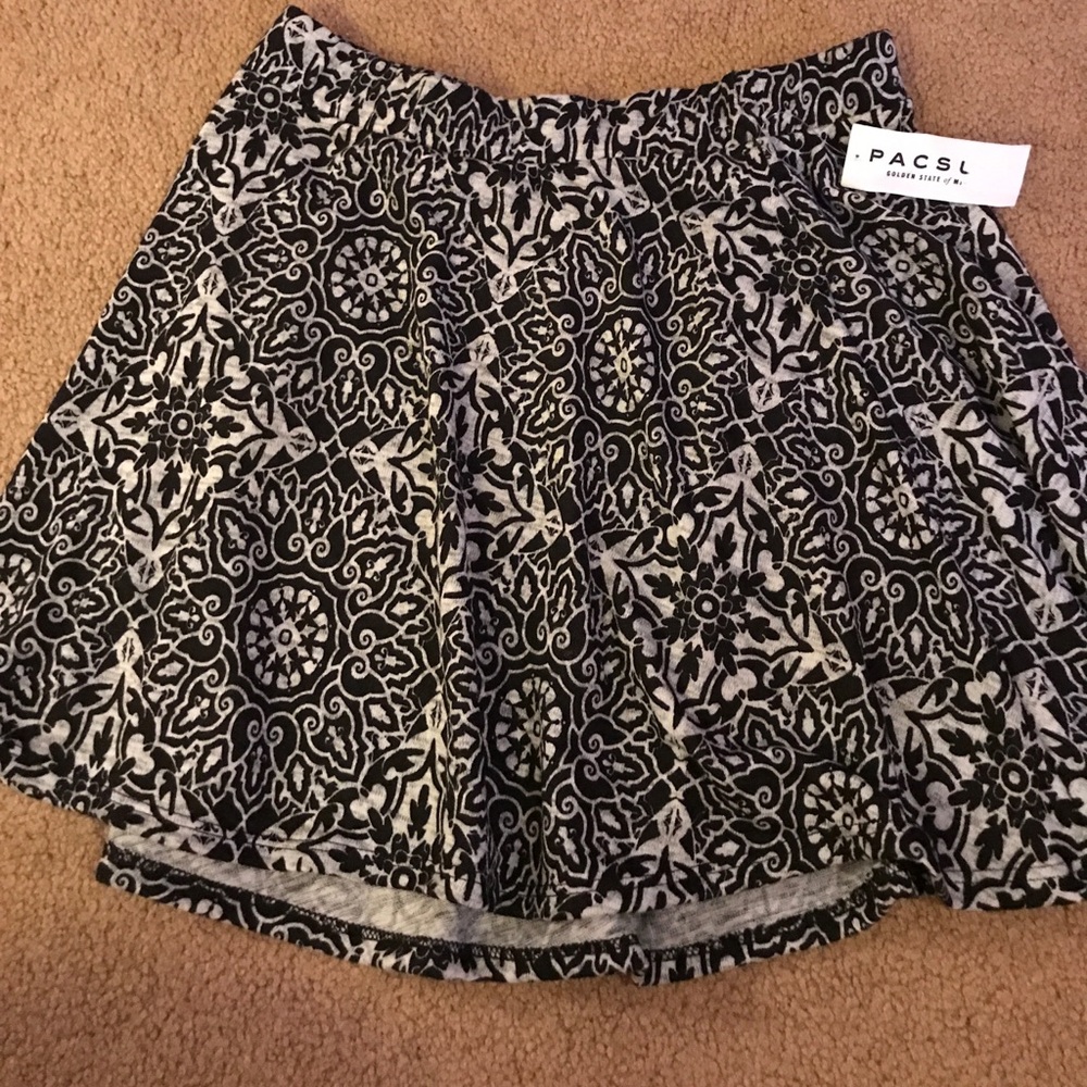 Black and White Printed Skater Skirt