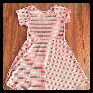 I am selling a dress!