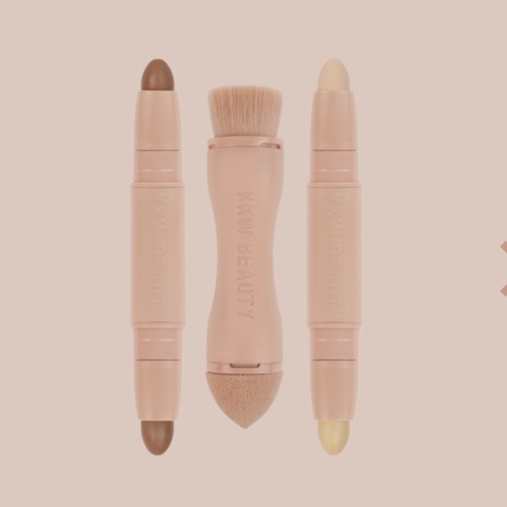 KKW Contour Kit- Light