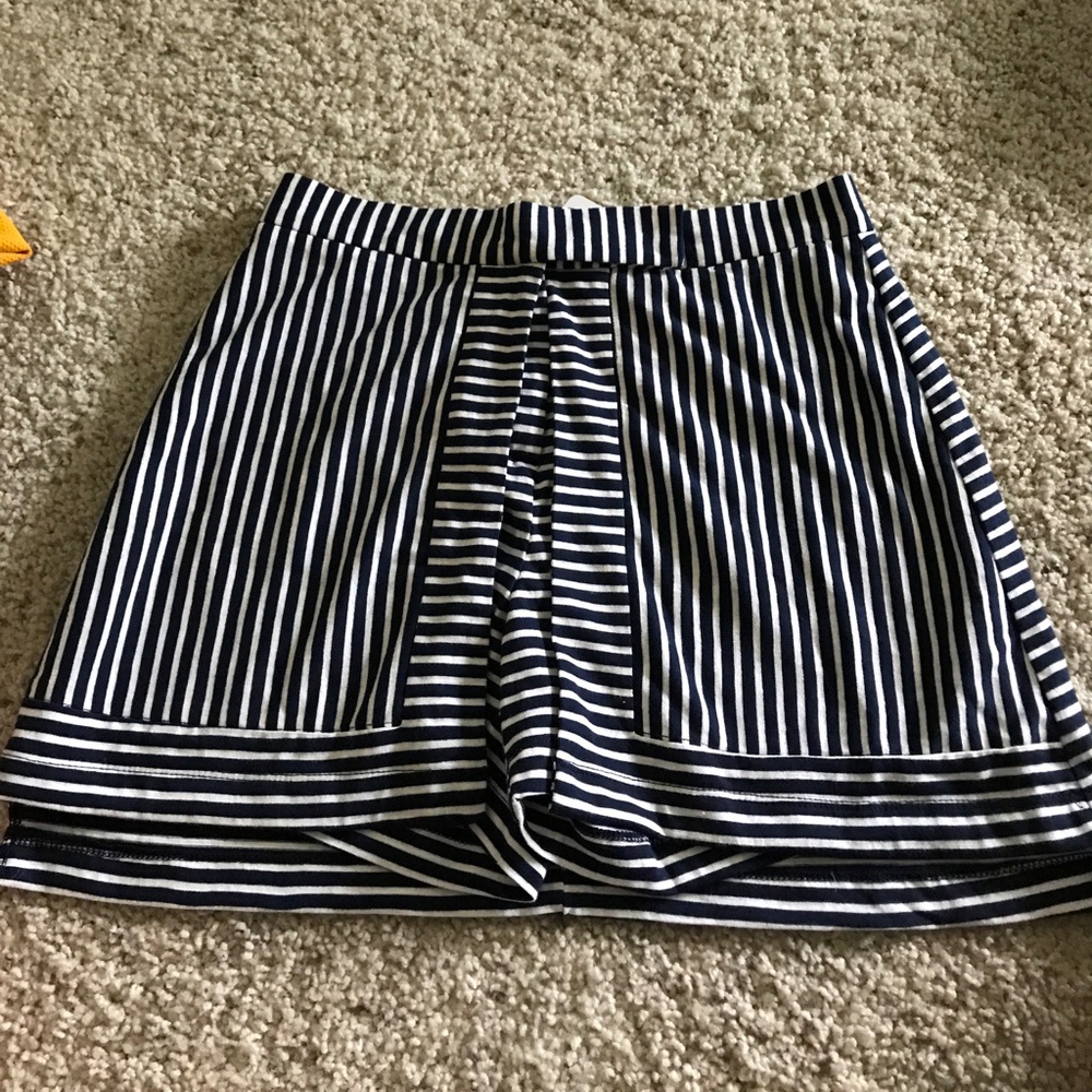 Skort