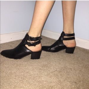 Steve Madden Cut Out Boots