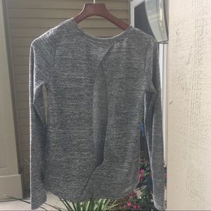 NWOT Grey Cut Out Back Yoga Sweater!!