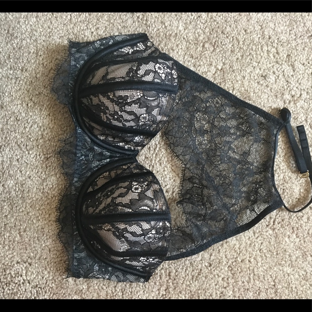 Victoria's Secret Neck high bra