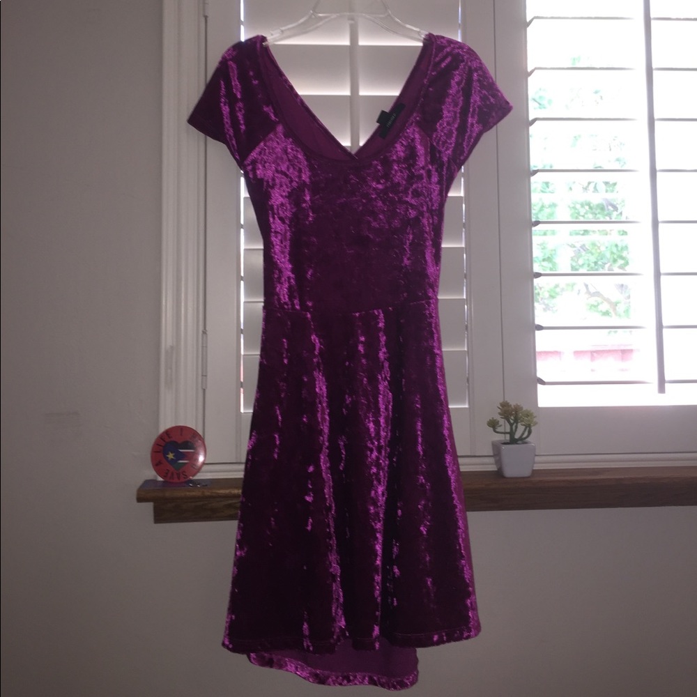 VELVET MAGENTA DRESS