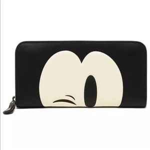 Coach Disney winking Mickey Mouse Eyes 👀 NWOT