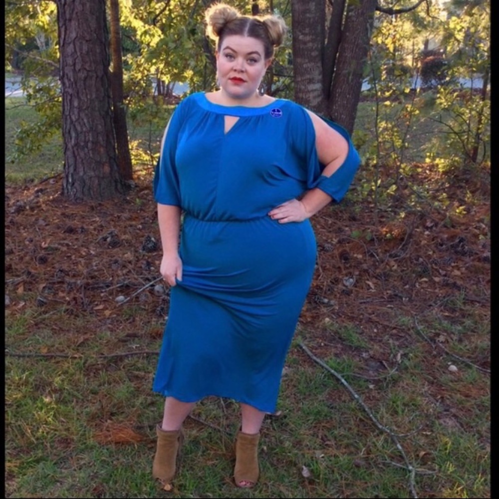 HOT IN HOLLYWOOD Split Sleeve Aqua Maxi Dress XL