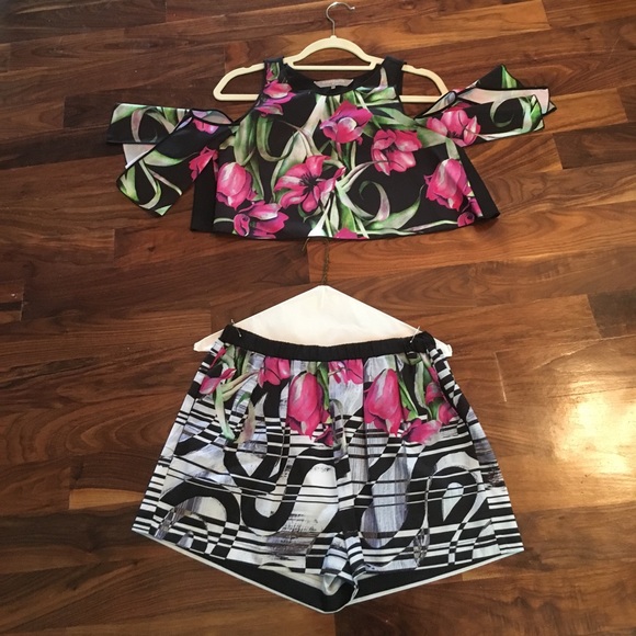 Clover Canyon Tops - Clover Canyon matching shorts and crop top
