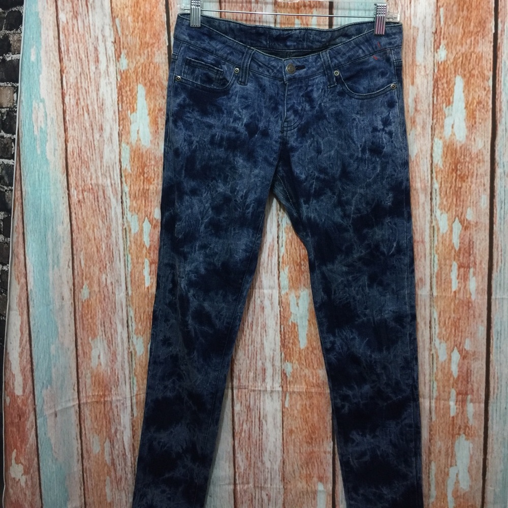 Forever 21 skinny jeans 28x32