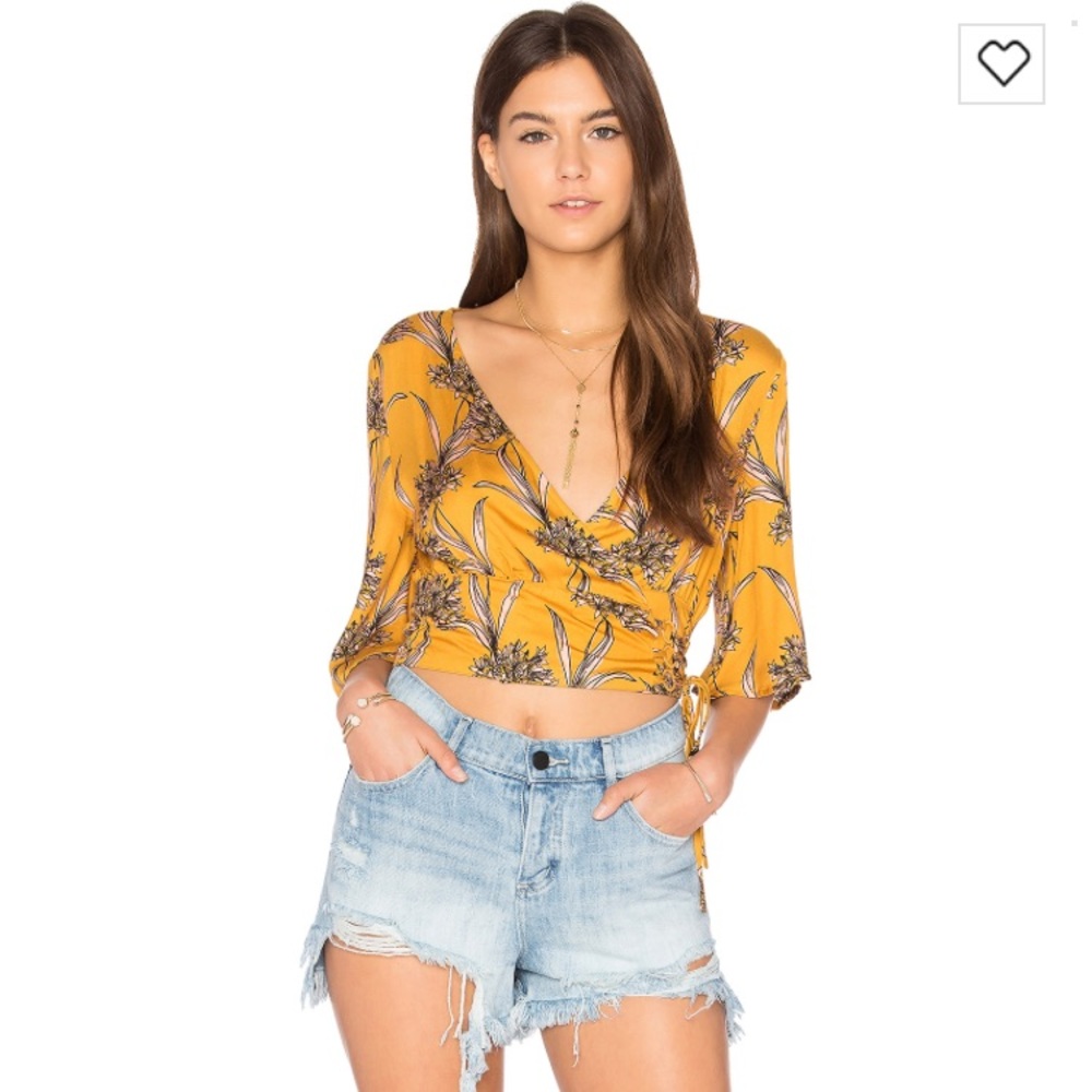Mink Pink Sri Lanka  top