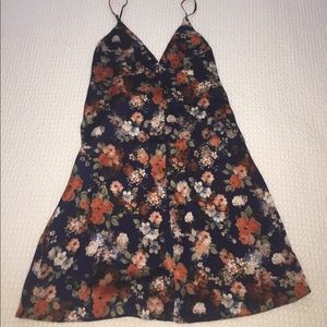 Silky dress with rose print🌹