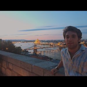 Meet your Posher, Robert