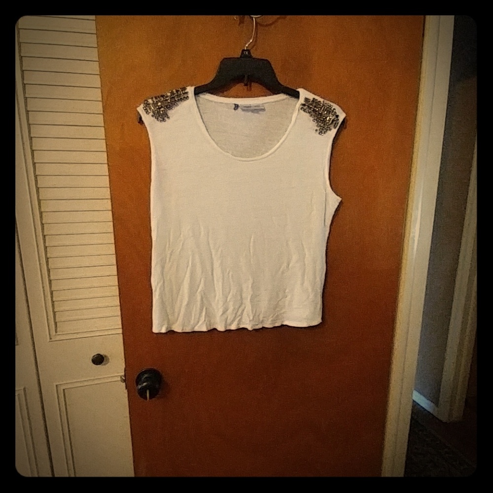 Top tee