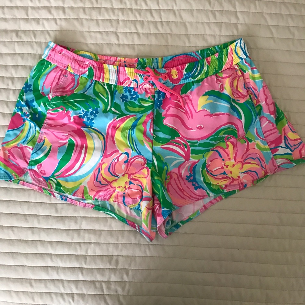 Lilly Pulitzer Luxletic Run Around athletic shorts