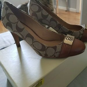 coach pump heels