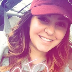 Meet your Posher, Nina