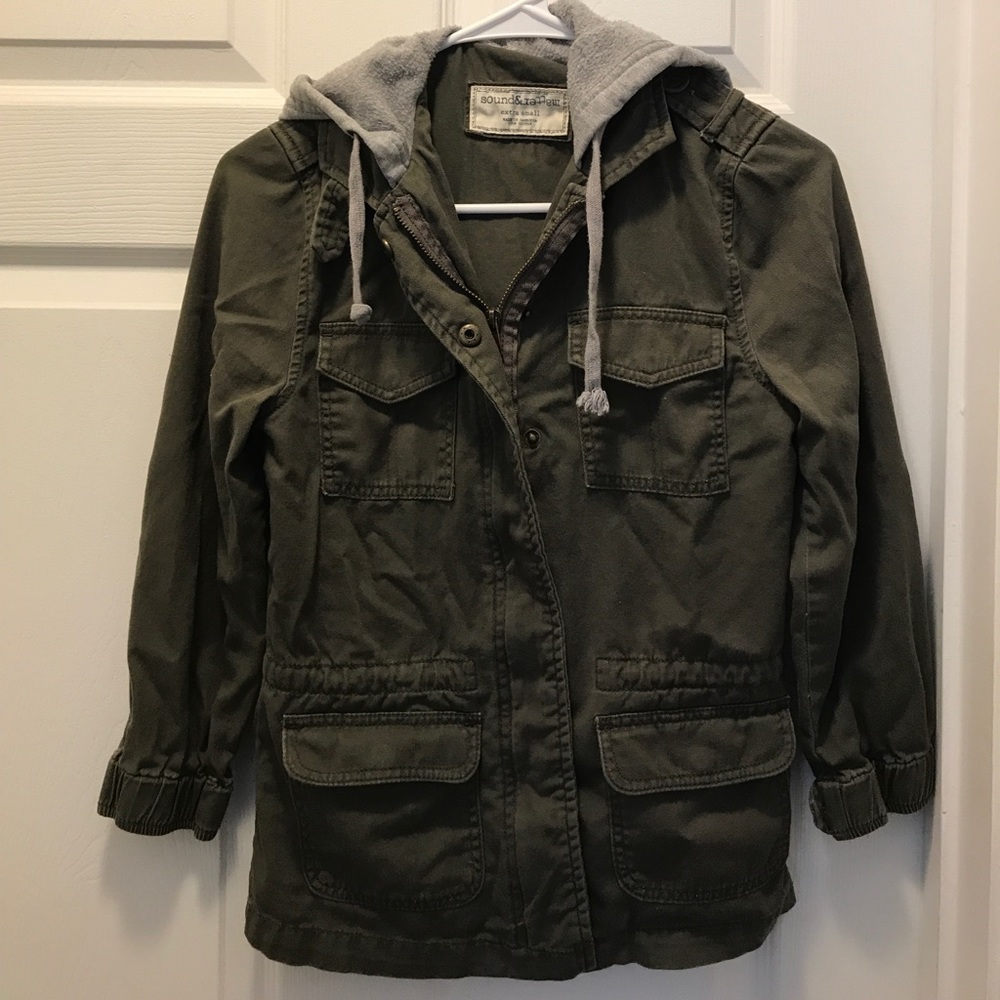 Hooded jacket