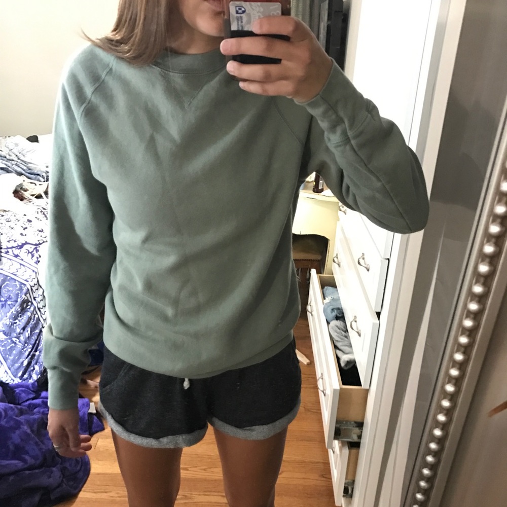 Brandy Melville sweatshirt