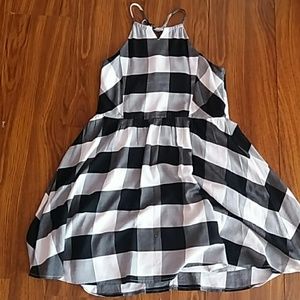 I am selling a dress!