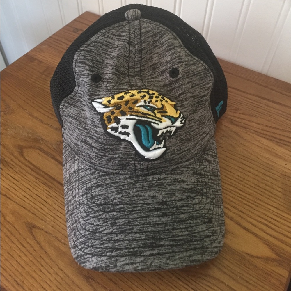 Jacksonville Jaguars grey heather trucker hat