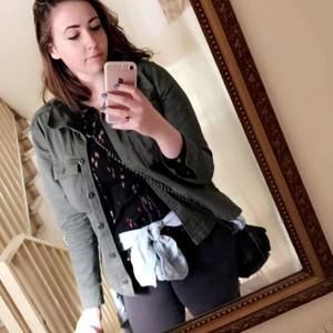 Meet your Posher, Amber