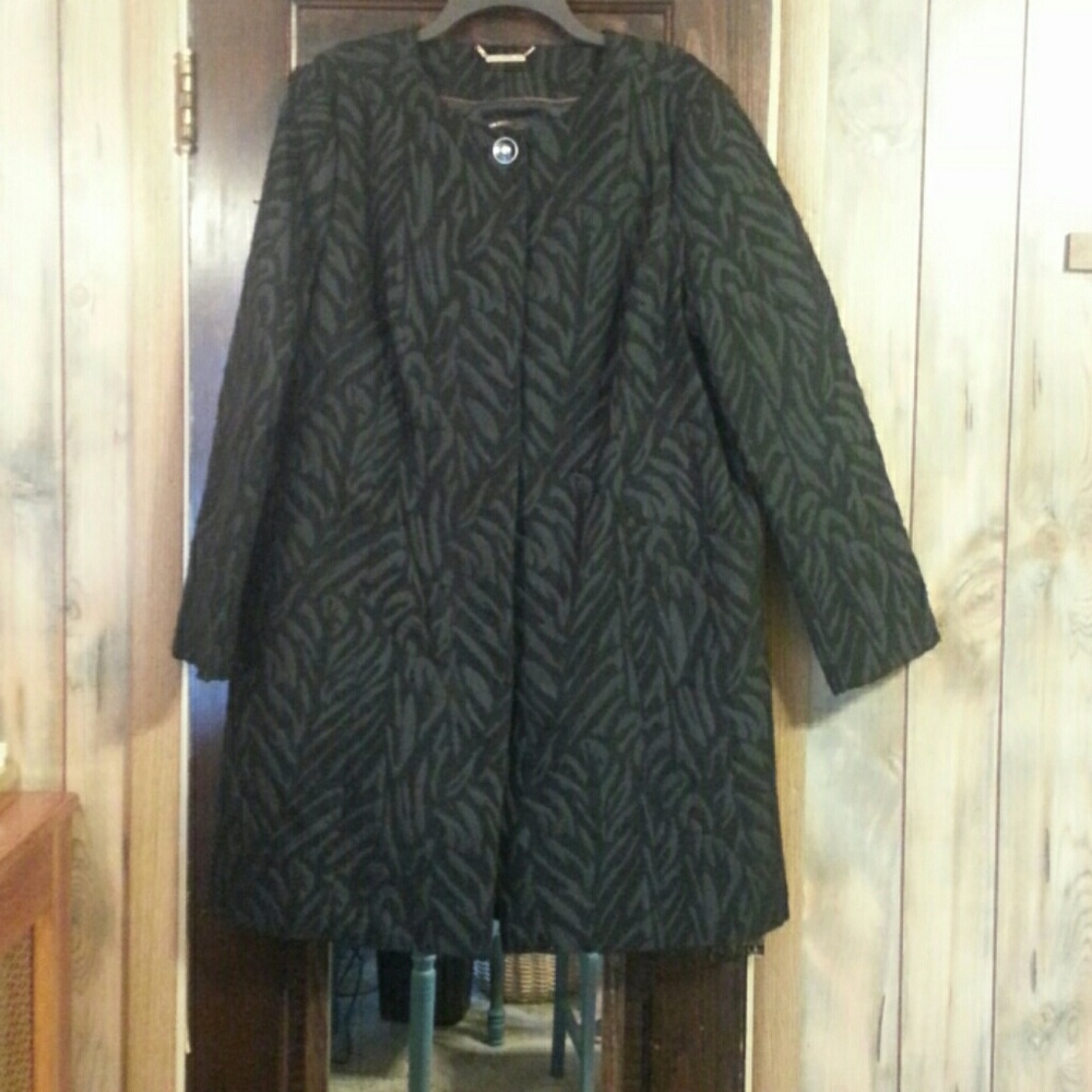 Opera Jacket