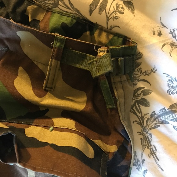 Camp Cutoff Shorts - Picture 2 of 7