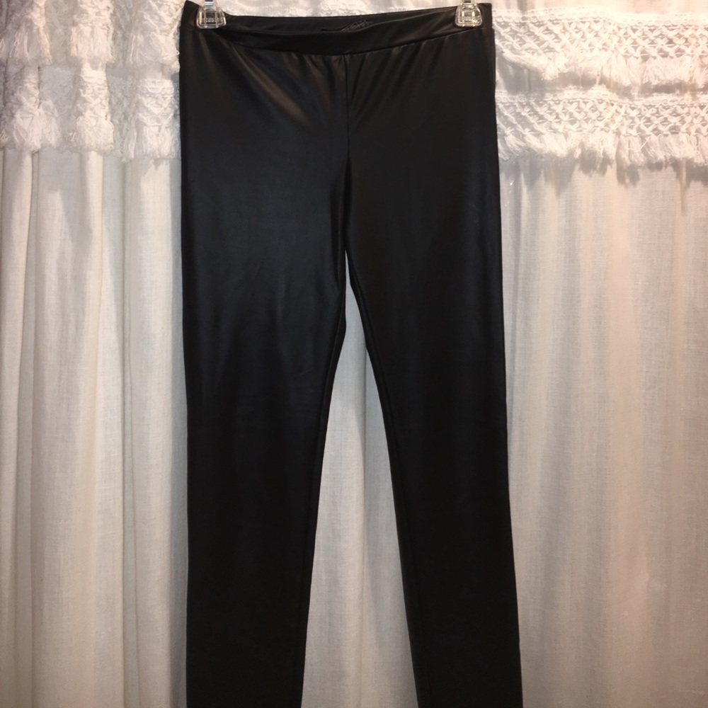 Gbygues matte faux leather legging xs used 2x