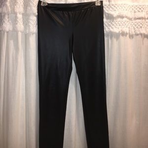 Gbygues matte faux leather legging xs used 2x