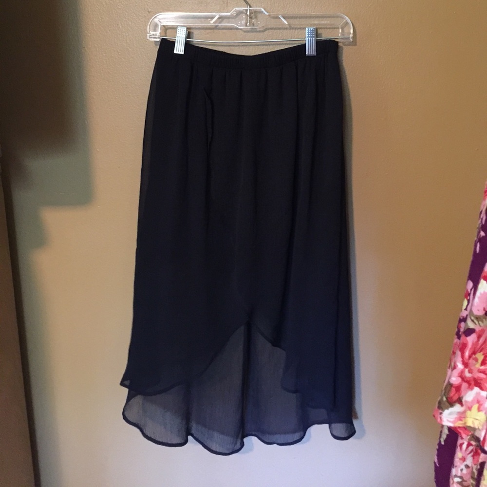 Black skirt