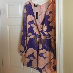 Bebe floral romper never worn