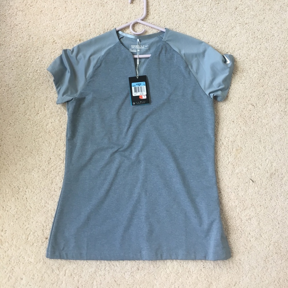 Nike women's work out top
