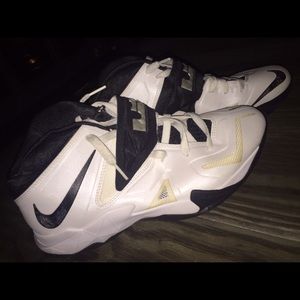 Lebron Soldier 7. Men's size 8.5