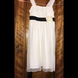Kids white dress with black wrap around belt size7