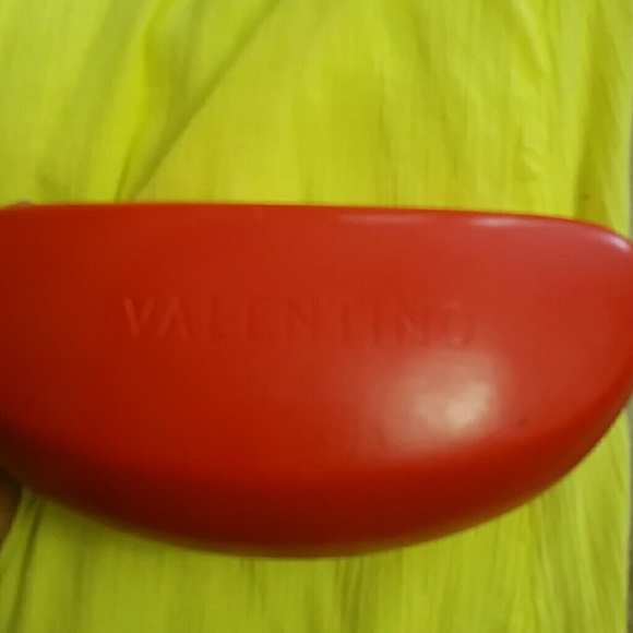 NWOT -Authentic Valentino Sunglasses made in Italy - Picture 7 of 8