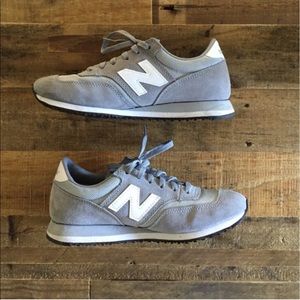 💥SALE💥 New Balance Grey sz 7 - excellent cond