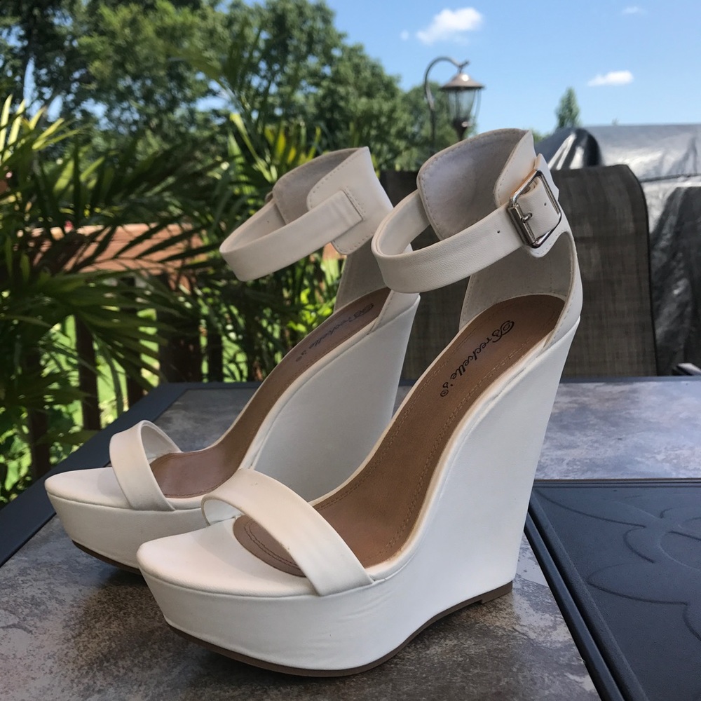 *New Platform wedge sandles/high heels