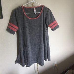 Lularoe perfect T