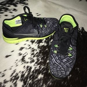NIKE Free TR Fit 5