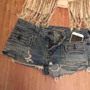 American Eagle cut off shorts 💙