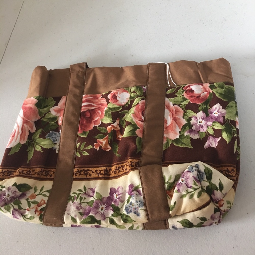 Homemade tote bags with six pockets on the outside