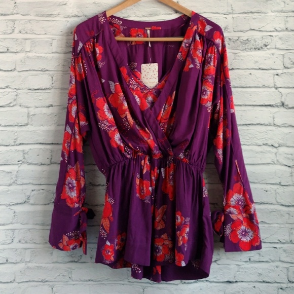 ❎❎SOLD❎❎ Free People Tuscan Dreams top - Picture 2 of 6