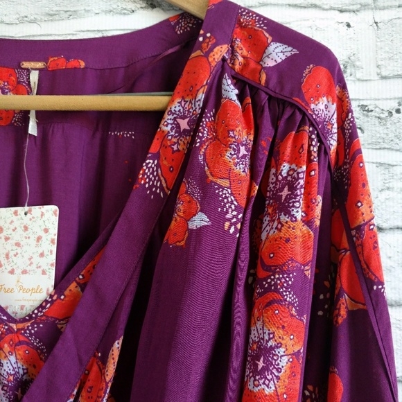 ❎❎SOLD❎❎ Free People Tuscan Dreams top - Picture 3 of 6