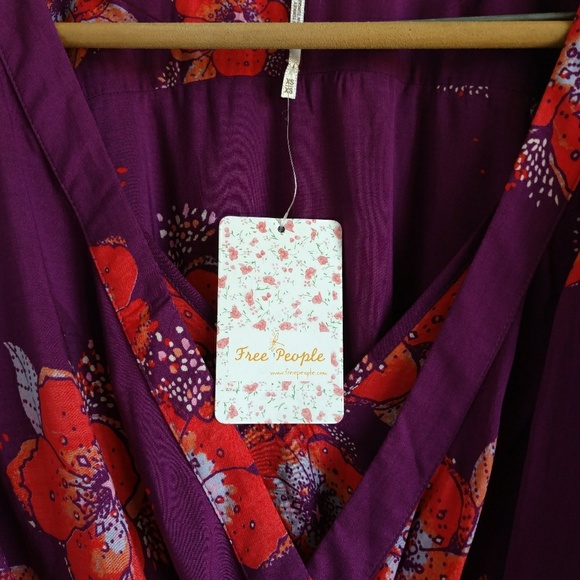 ❎❎SOLD❎❎ Free People Tuscan Dreams top - Picture 5 of 6