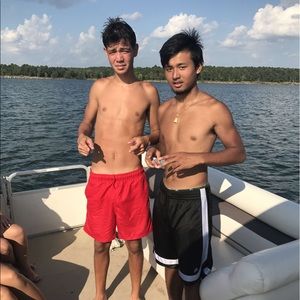 Meet your Posher, Eli