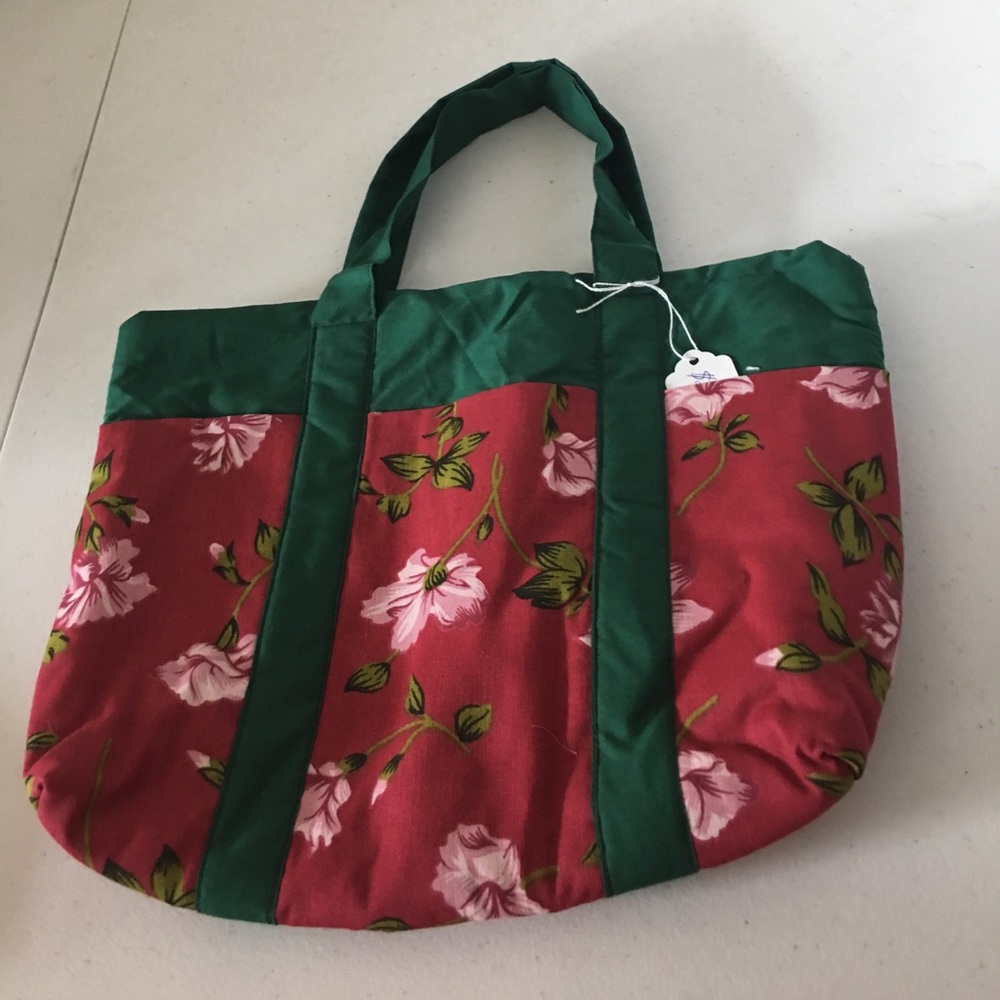Homemade tote bags with six pockets on the outside