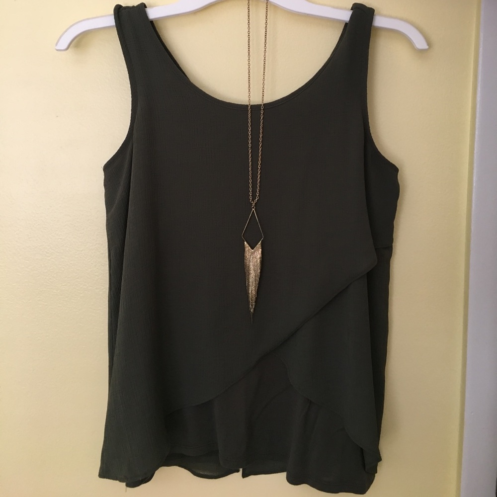 worn 3 times to work, great condition